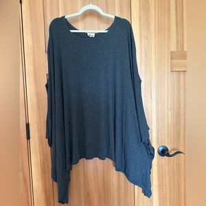 Three Bird Nest Wren Tunic Charcoal O/S